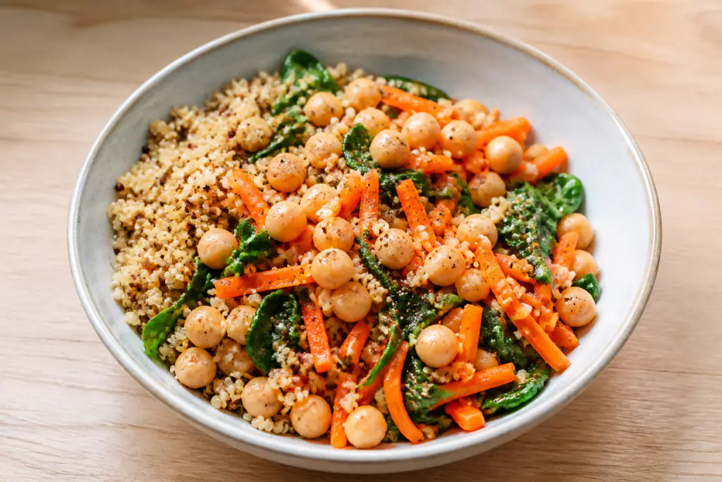 Australian-Inspired Vegan Chickpea Quinoa Carrot Bowl